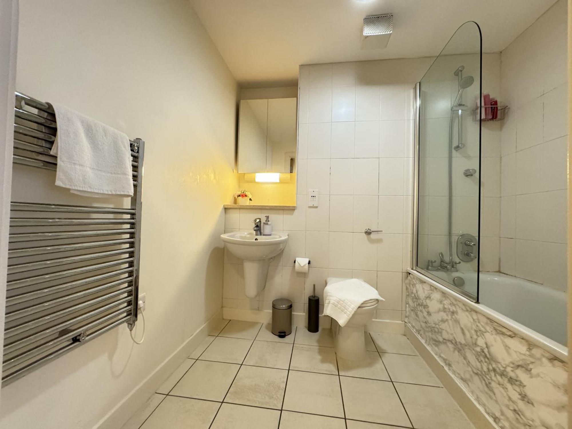 Cosy Modern Tower Bridge Apartment Londra Dış mekan fotoğraf