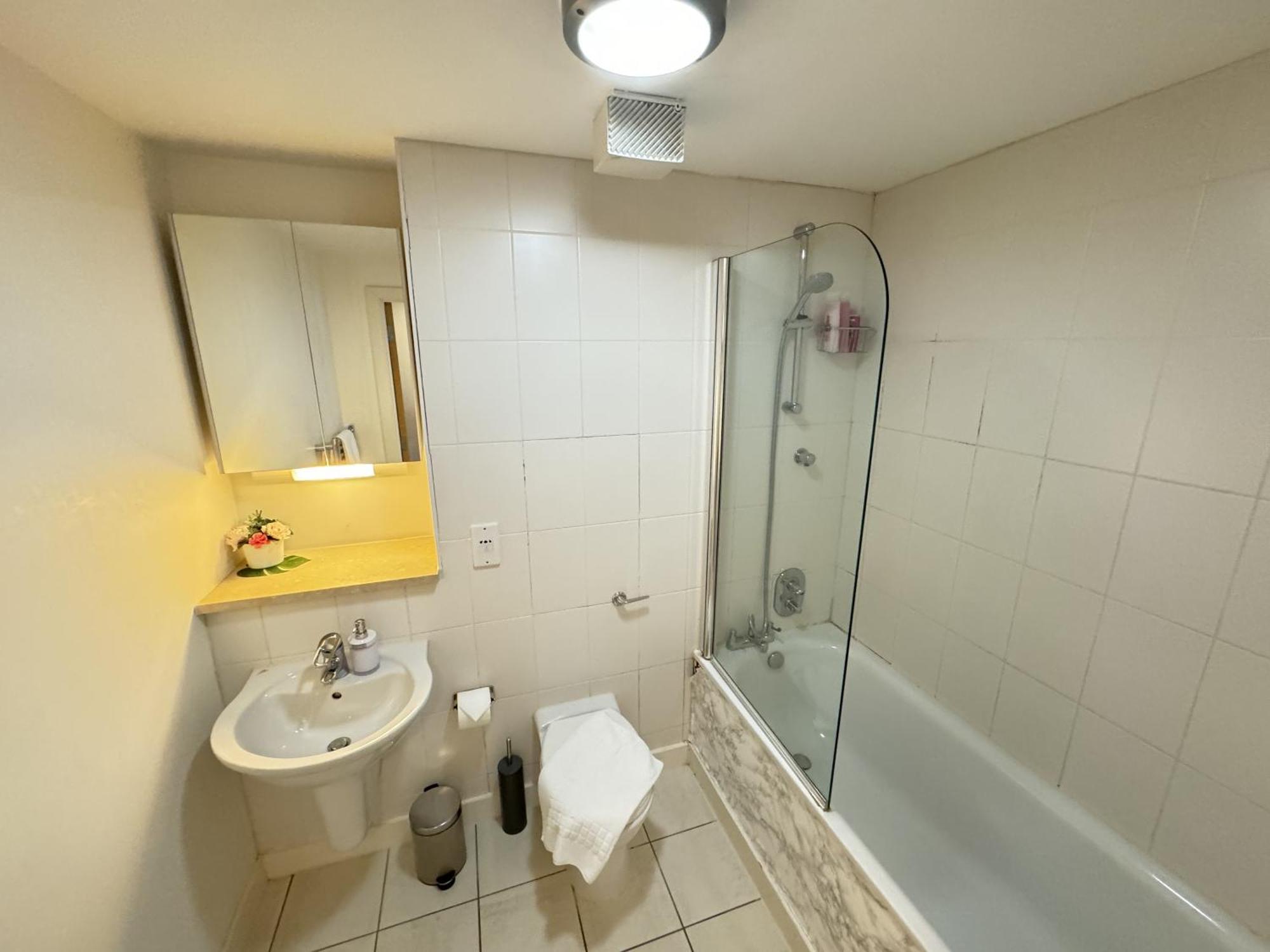 Cosy Modern Tower Bridge Apartment Londra Dış mekan fotoğraf